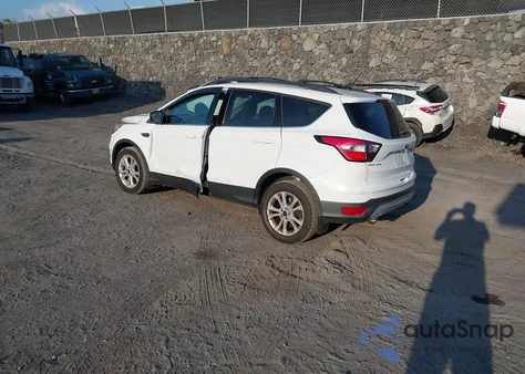 2018 Ford Escape Se from USA, damaged, VIN 1FMCU0GD8JUA24563
